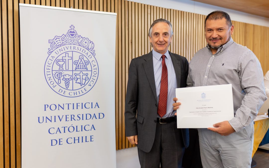 Profesor de Mecánica es destacado con excelencia académica en Diplomado