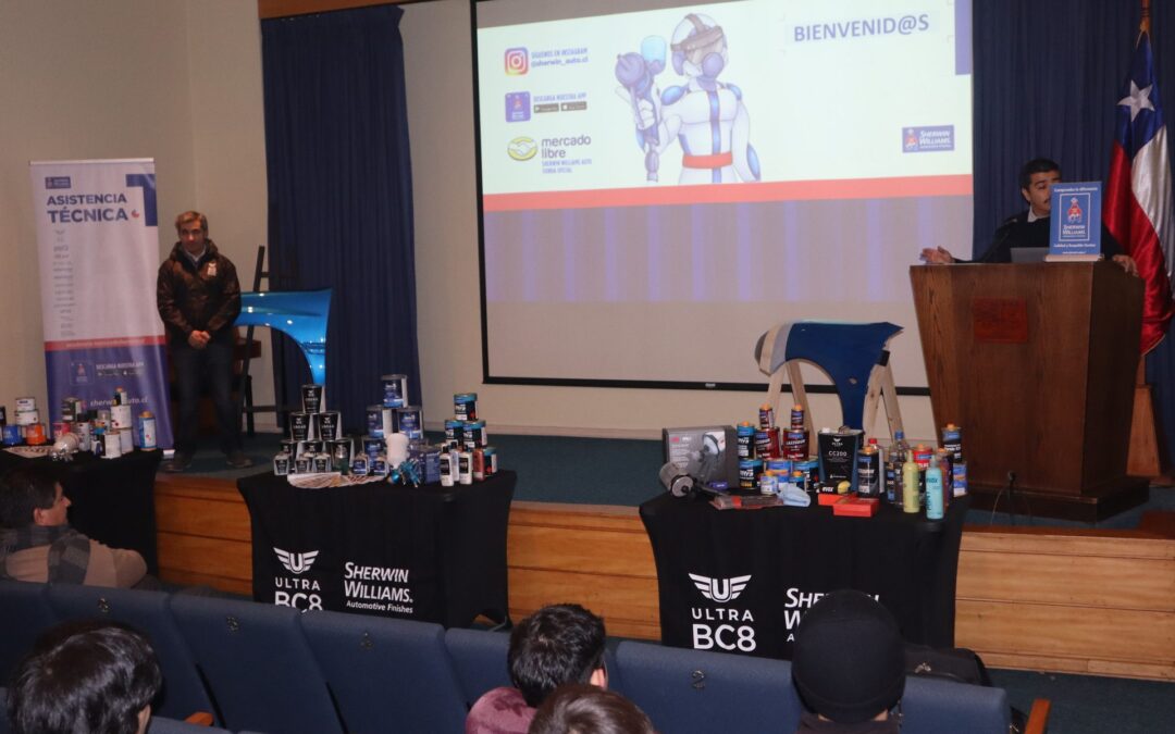 Charla del Departamento de Mecánica aborda la diversidad del ámbito automotriz